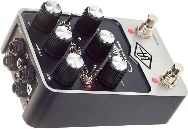 Гитарный эффект Universal Audio Starlight Delay Pedal