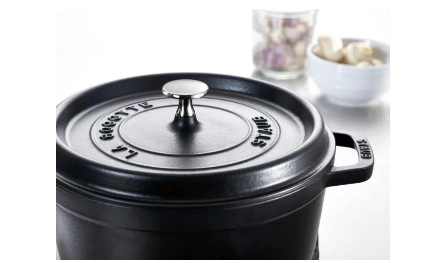 Чугунная жаровня Staub 1,7 л, 18 см, чёрная 40509-485-0