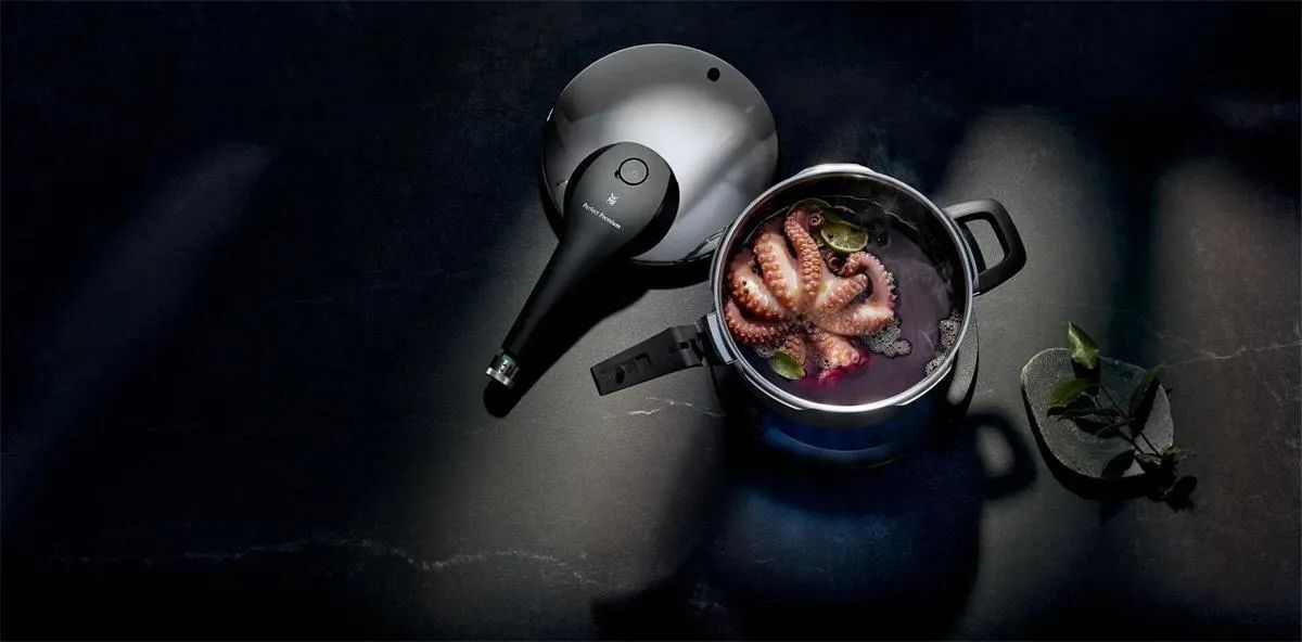 Скороварка WMF Perfect Premium 4,5 л + 3 л
