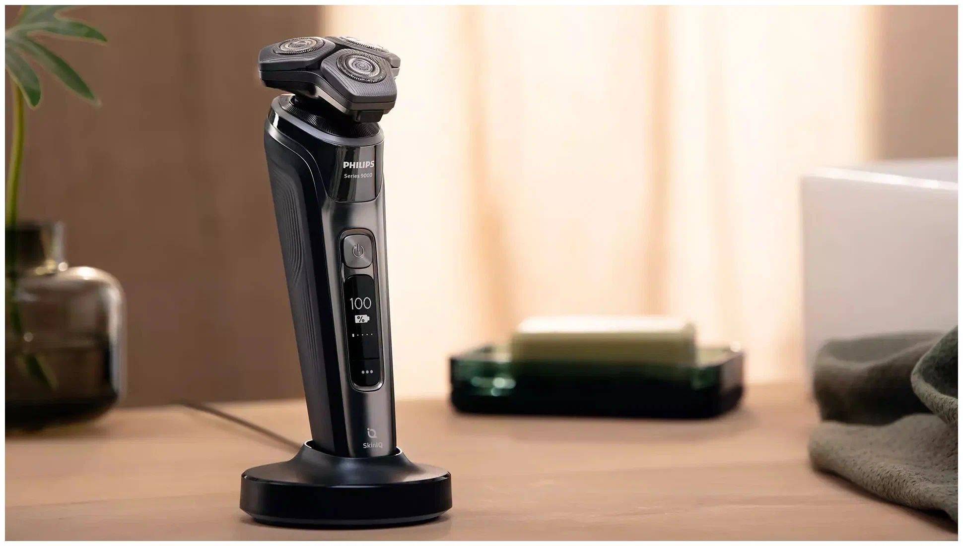 Электробритва PHILIPS Series 9000 SkinIQ S9975/55