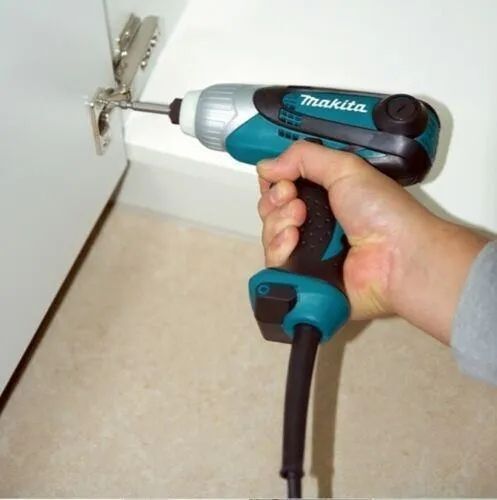 Проводная ударная шуруповёрт Makita TD0101F 230 Вт 100 Нм