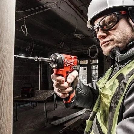 Ударный гайковерт Milwaukee M12 FID2-202X 2 2.0 Ah и ЗУ 4933479877
