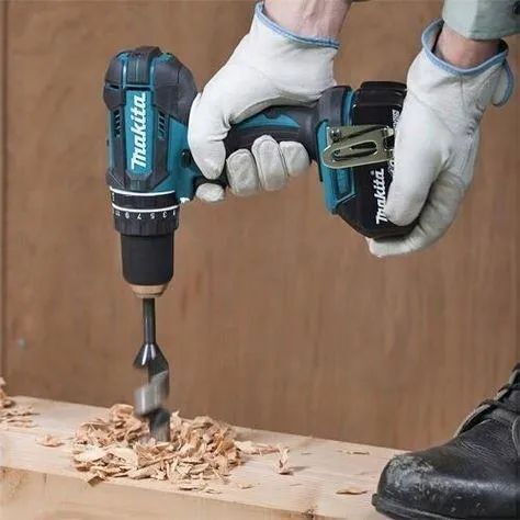 Дрель-шуруповёрт Makita DDF485RAJ 18V с АКБ 2x2,0 Ah и ЗУ