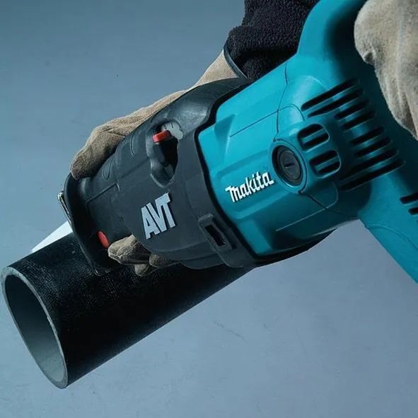 Электрическая сабельная пила Makita JR3070CT