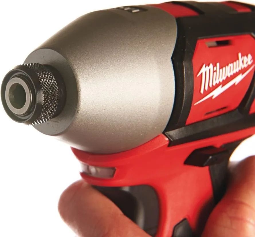 Гайковерт Milwaukee M18 BID-402C 1 4.0 Ah + ЗУ 4933443580