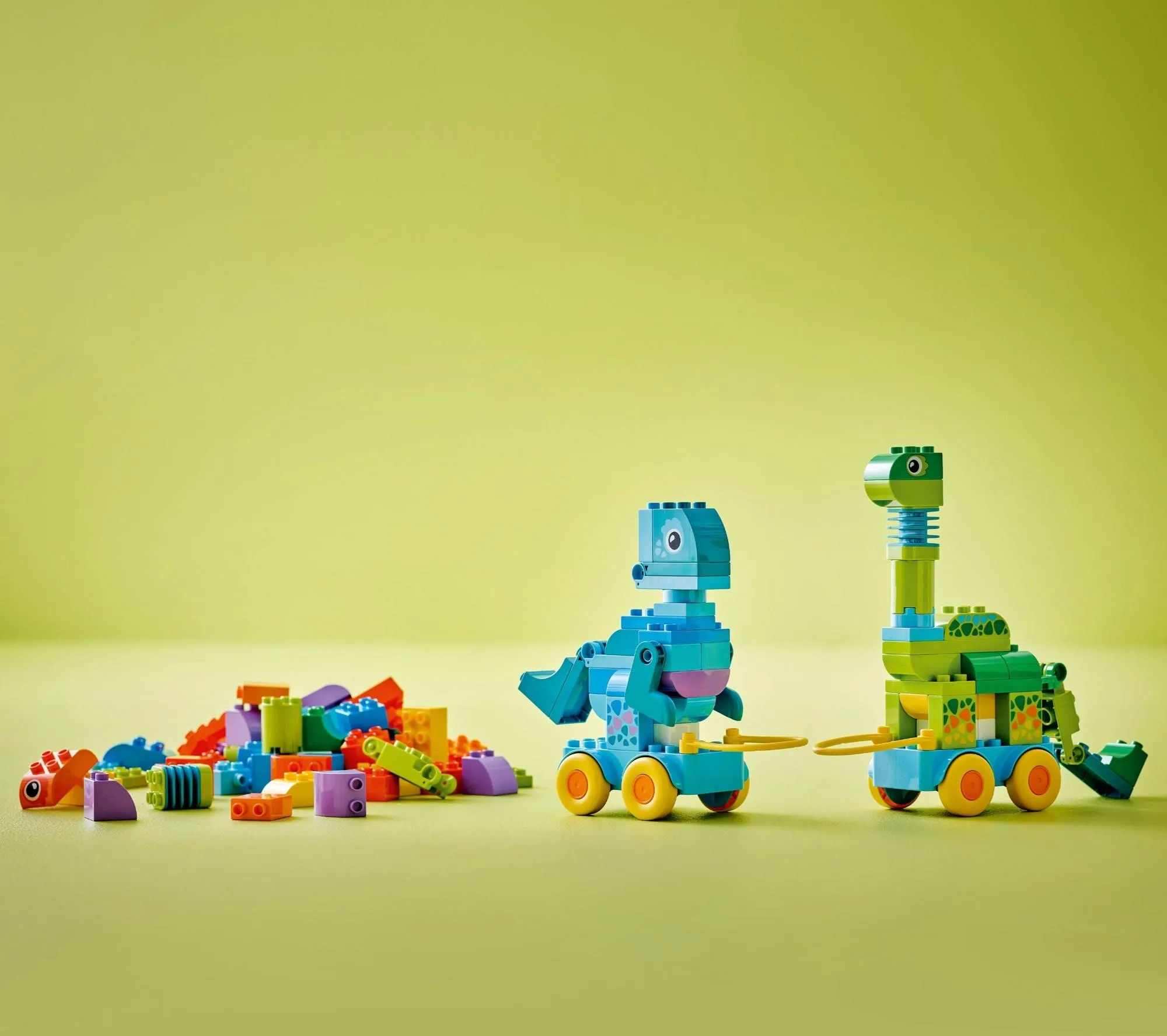 Конструктор LEGO DUPLO 10451 Динозавры на колёсах 3 в 1