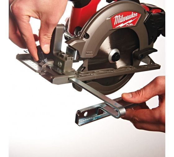 Аккумуляторная циркулярная пила Milwaukee M18 CCS55-502X FUEL 4933451376