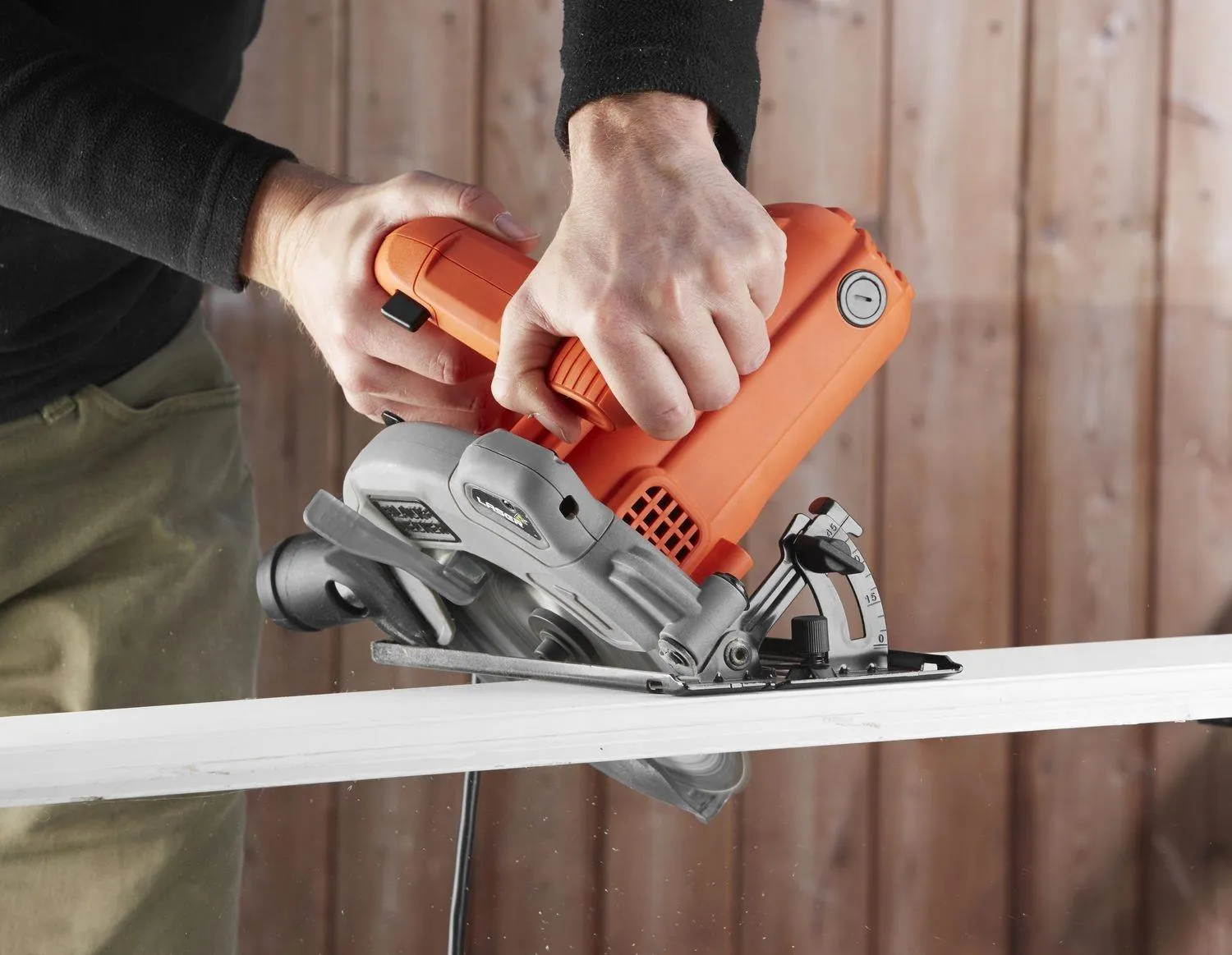 Цепная пила электрическая Black&Decker CS1250LA-QS