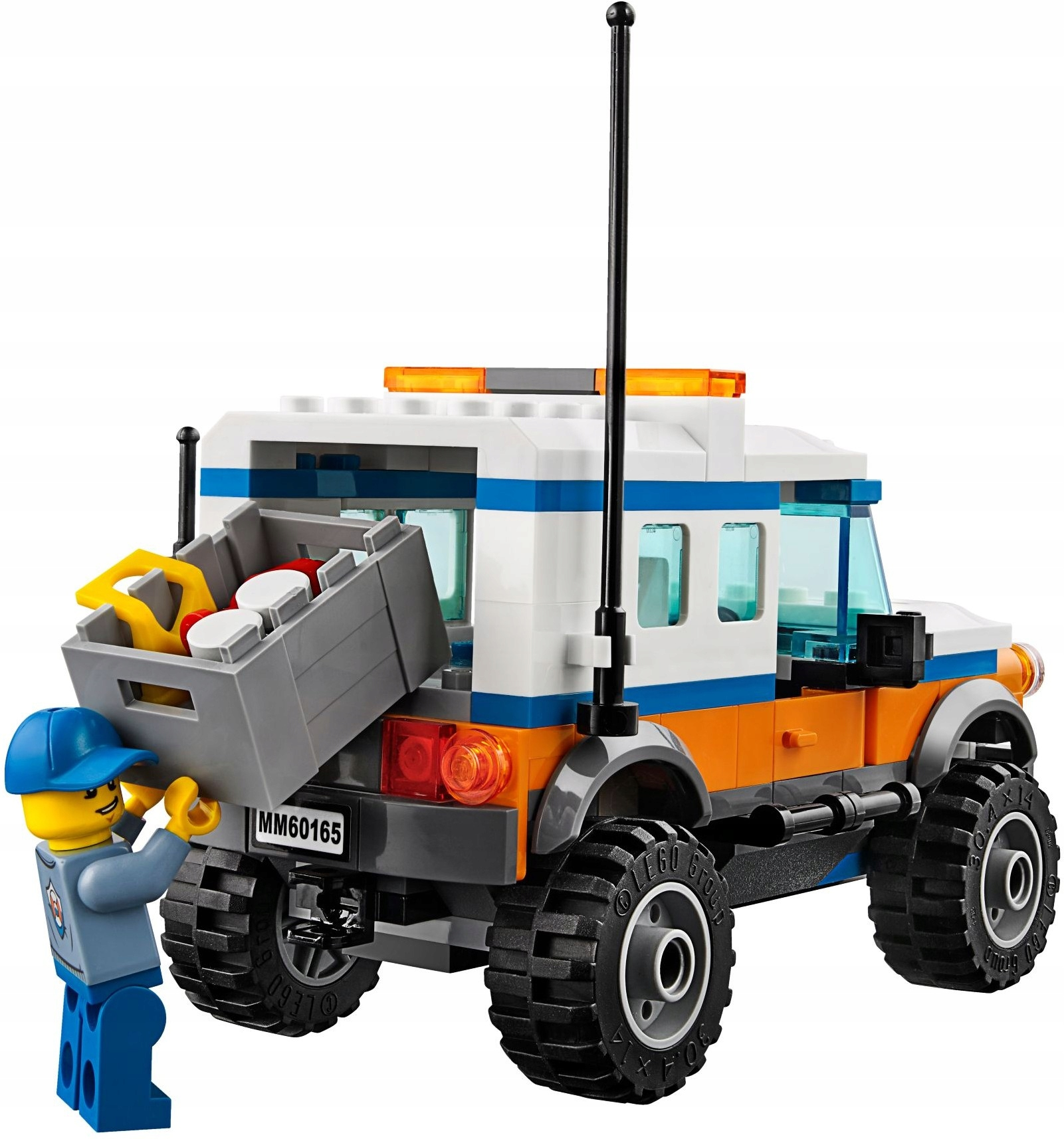 Конструктор LEGO City 60165 Внедорожник спасателей со спасательным катером