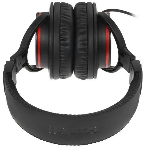 Студийный комплект Focusrite Scarlett Solo Studio 3rd Gen