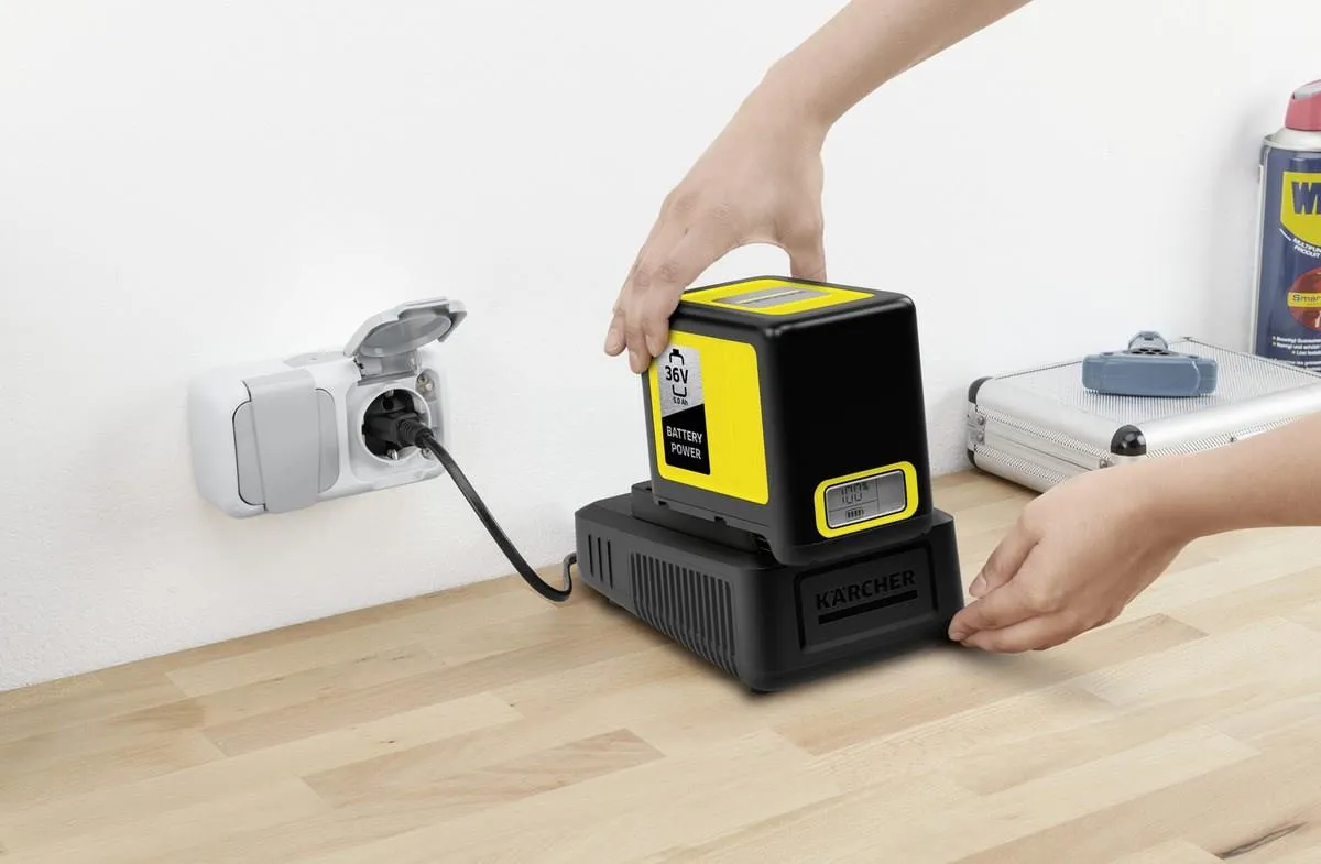 АКБ и ЗУ KARCHER 36V/5.0 Ah 2.445-065.0
