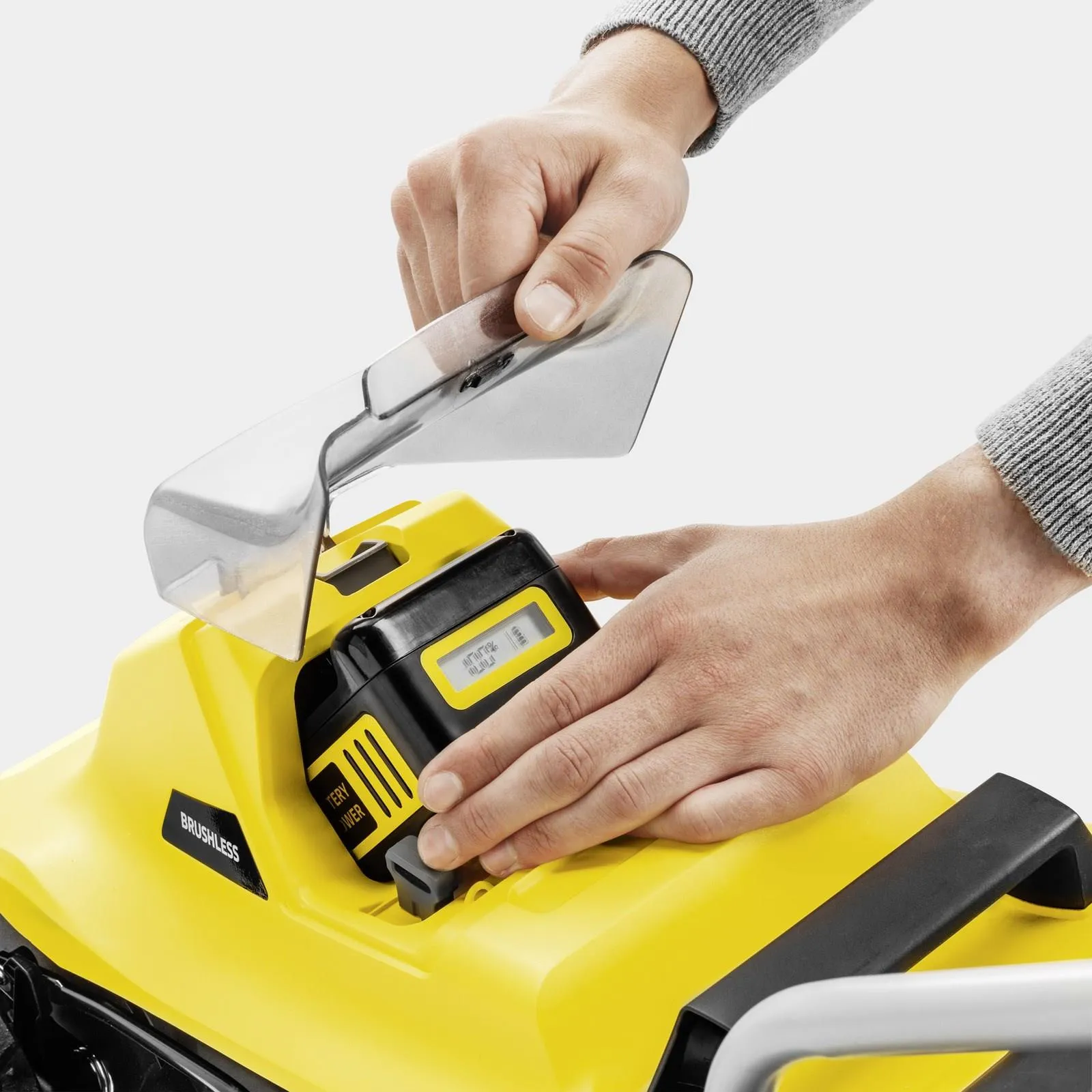 Аккумуляторная газонокосилка KARCHER LMO 2-18 1.445-400.0