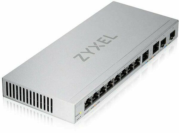 Мультигигабитный Smart L2 коммутатор Zyxel XGS1210-12, 8xGE, 2x1/2,5GE, 2xSFP+, настольный, бесшумный