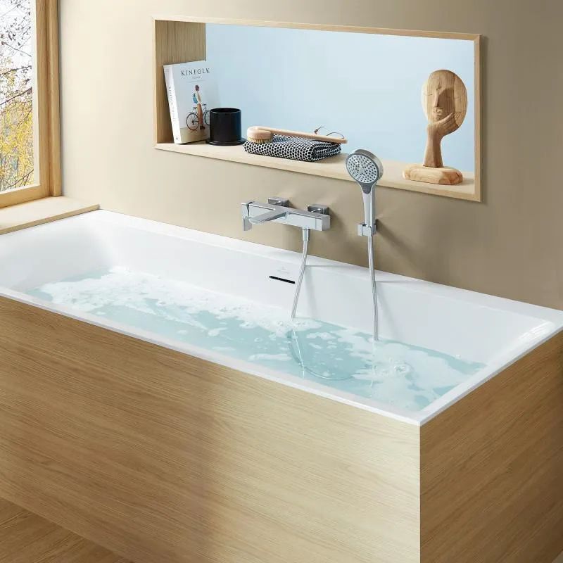 Смеситель для ванны Villeroy & Boch Subway 3.0 TVT11200200061
