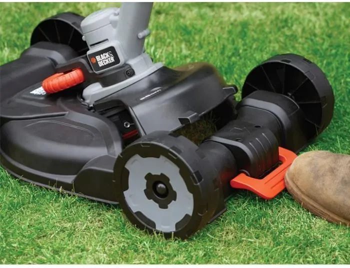 Газонокосилка аккумуляторная Black&Decker STC1820CM 2.0 Ah 18 V с ЗУ
