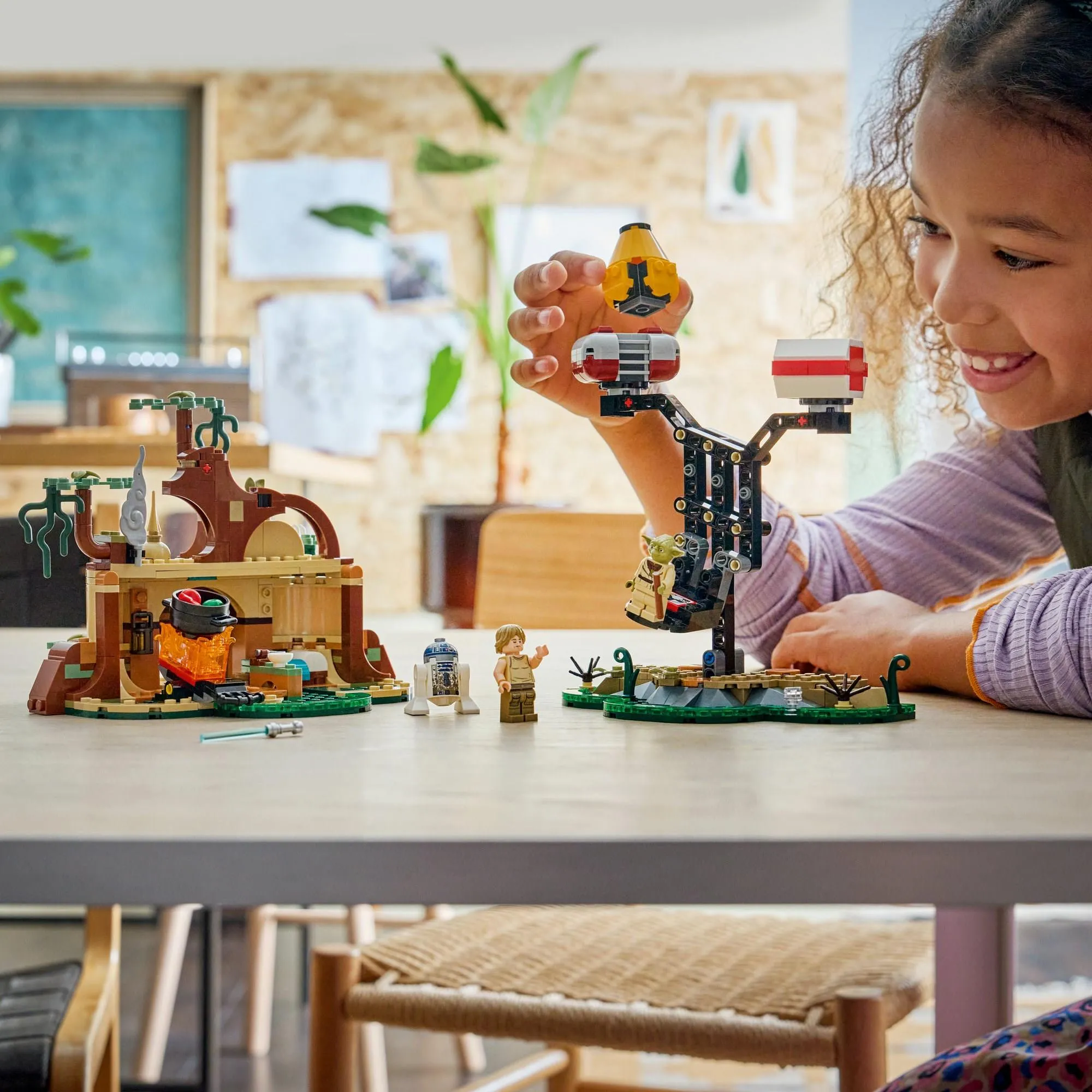 LEGO Star Wars 75422 Хижина Йоды (SMART Play)
