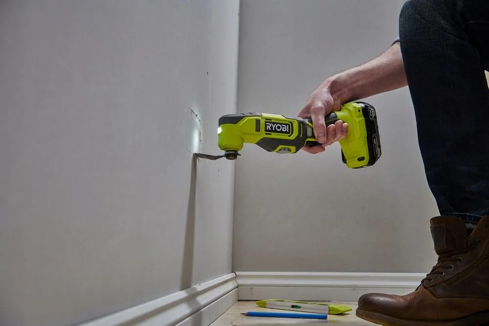 Многофункциональный мультитул (реноватор) RYOBI RMT18-0 (5133005346)