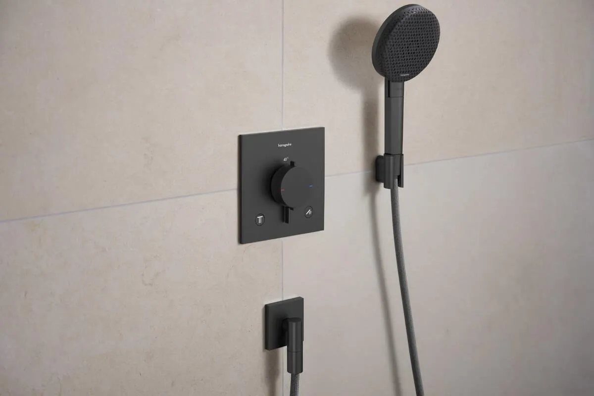 Подключение шланга Hansgrohe FixFit Fine E, черный хром матовый 28883340
