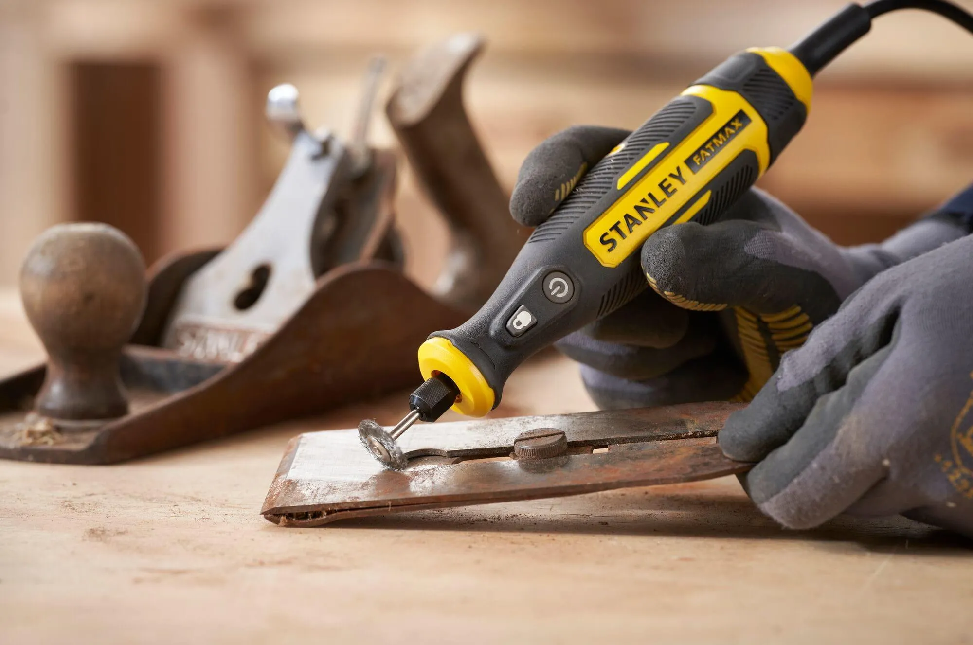 Аккумуляторный ротационный инструмент Stanley FATMAX V20 SFMCE030B 18 В, без АКБ и ЗУ