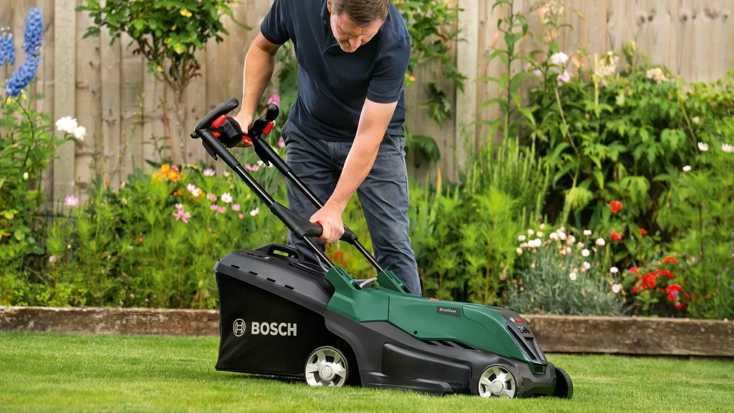 Газонокосилка аккумуляторная Bosch AdvancedRotak 36V-40-650 06008B9F01