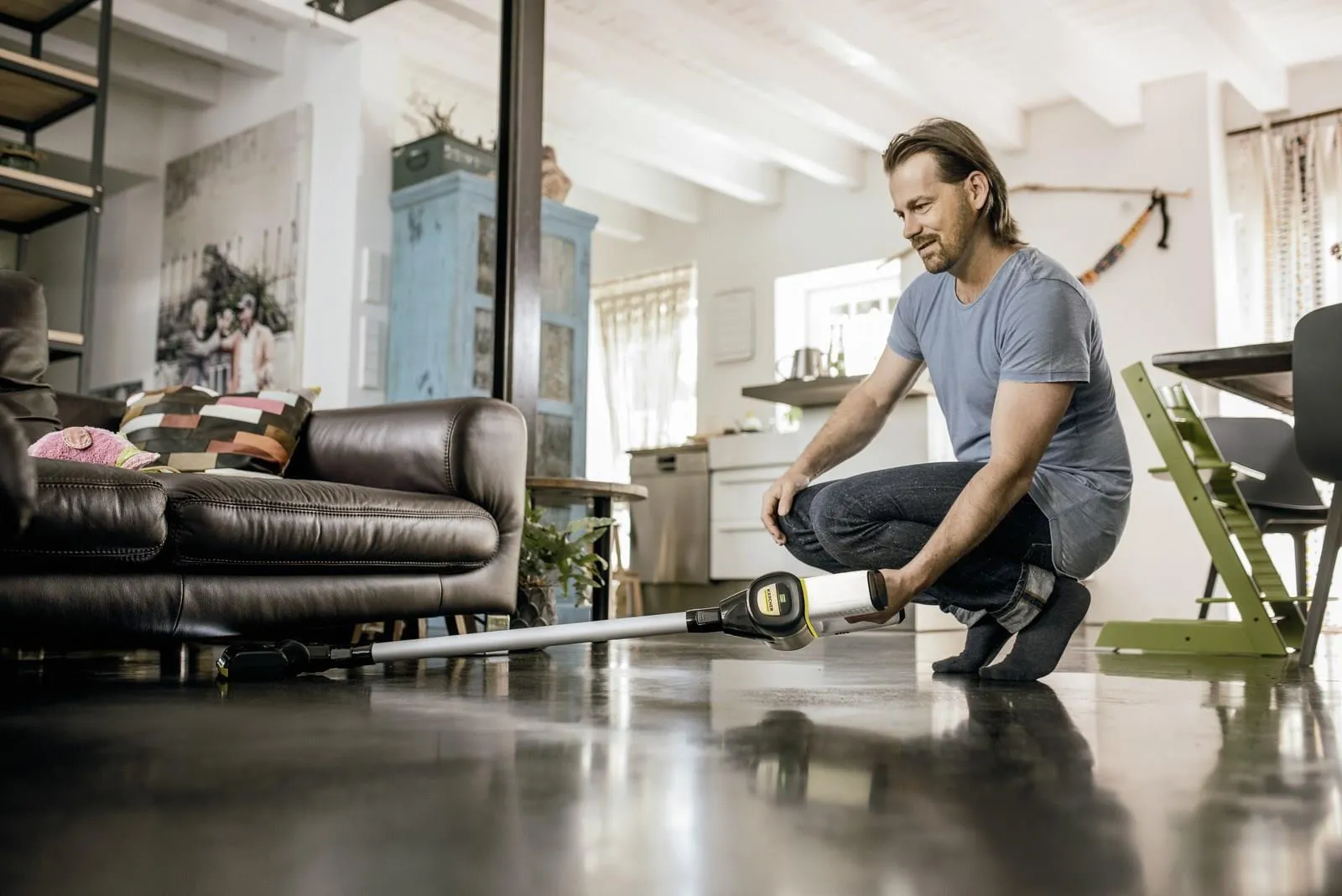 Беспроводной пылесос Karcher VC 6 ourFamily
