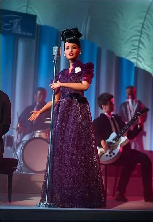 Кукла Barbie Ella Fitzgerald Inspiring Women (Барби Элла Фицджеральд - Вдохновляющие Женщины)