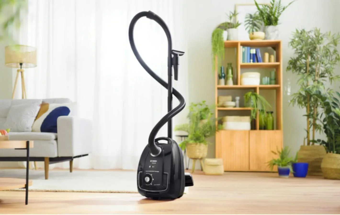 Пылесос BOSCH BGB 38BA3T