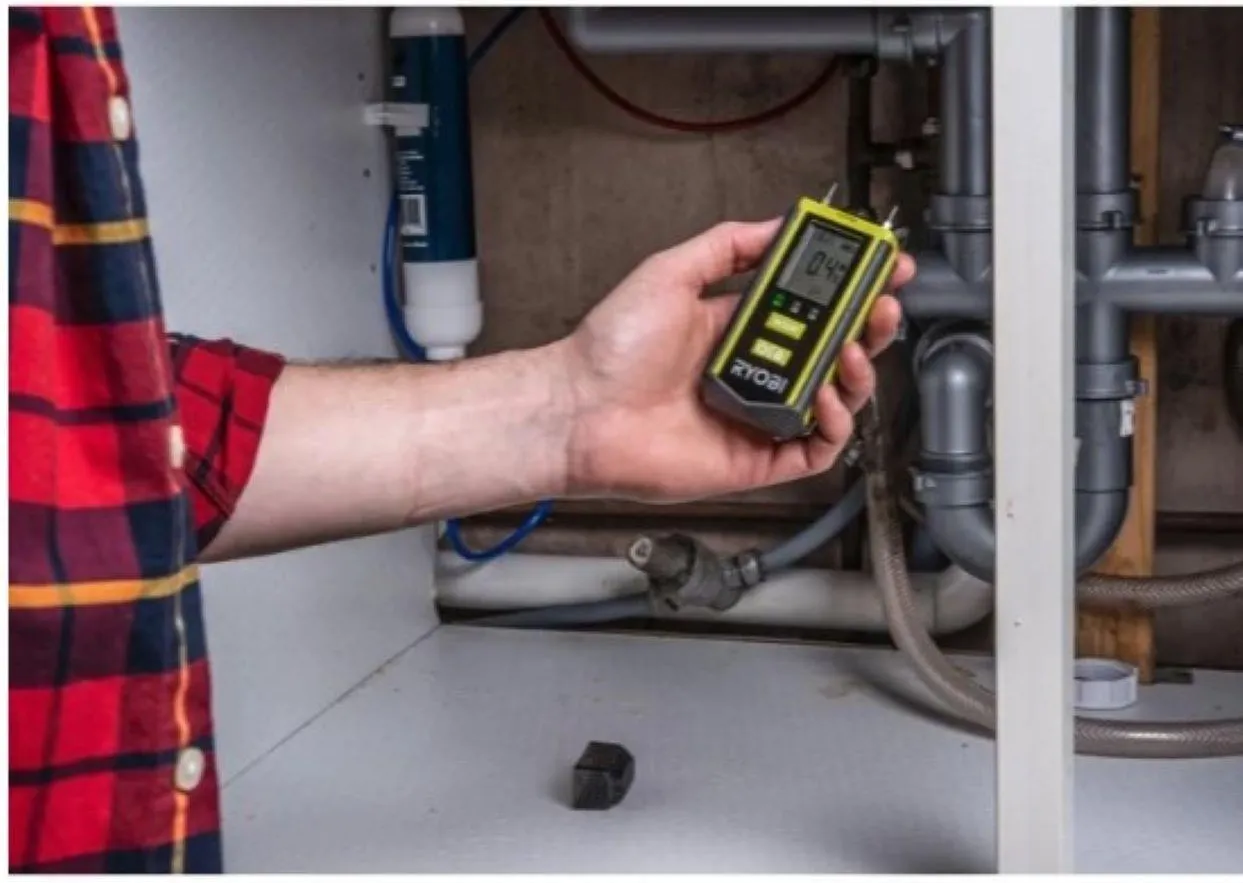 Измеритель влажности RYOBI RBPINMM1