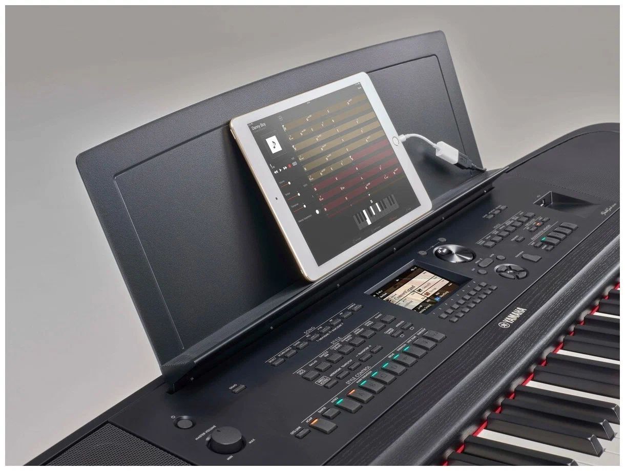 Цифровое пианино YAMAHA DGX-670B E