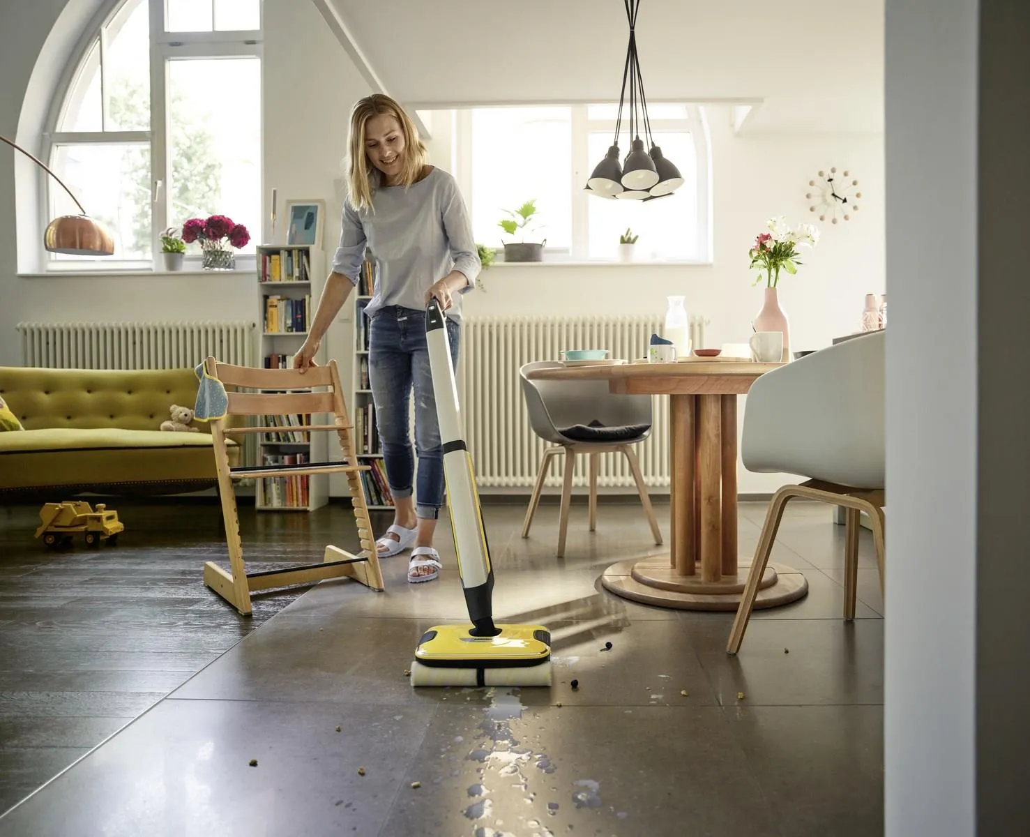 Пароочиститель KARCHER FC 7 1.055-730.0