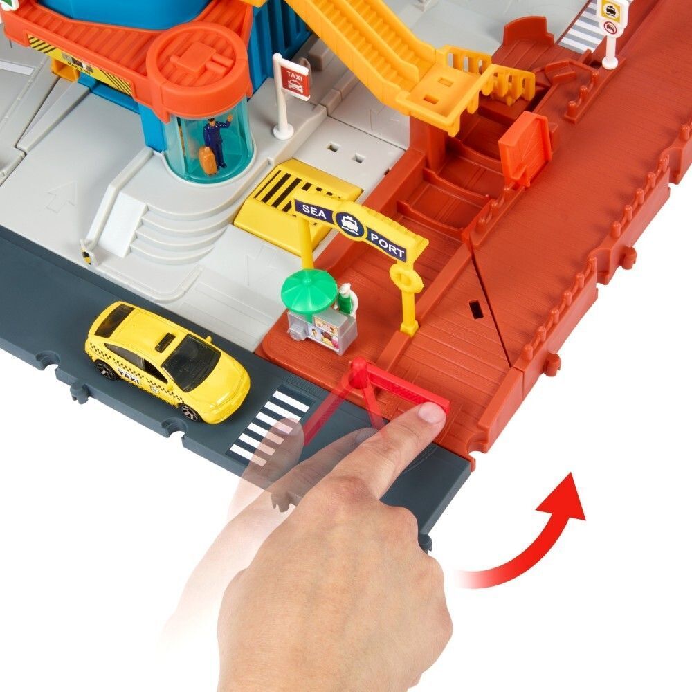 Игровой набор Mattel Matchbox Action Водители Транспортный центр Real Adventures HXL47