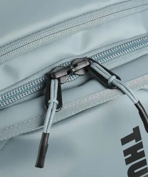 Дорожная сумка на колесах Thule Chasm синяя