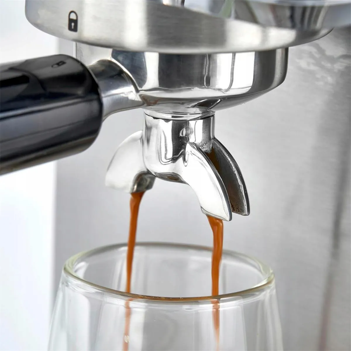 Кофеварка Espresso Caso 1820, серебристый