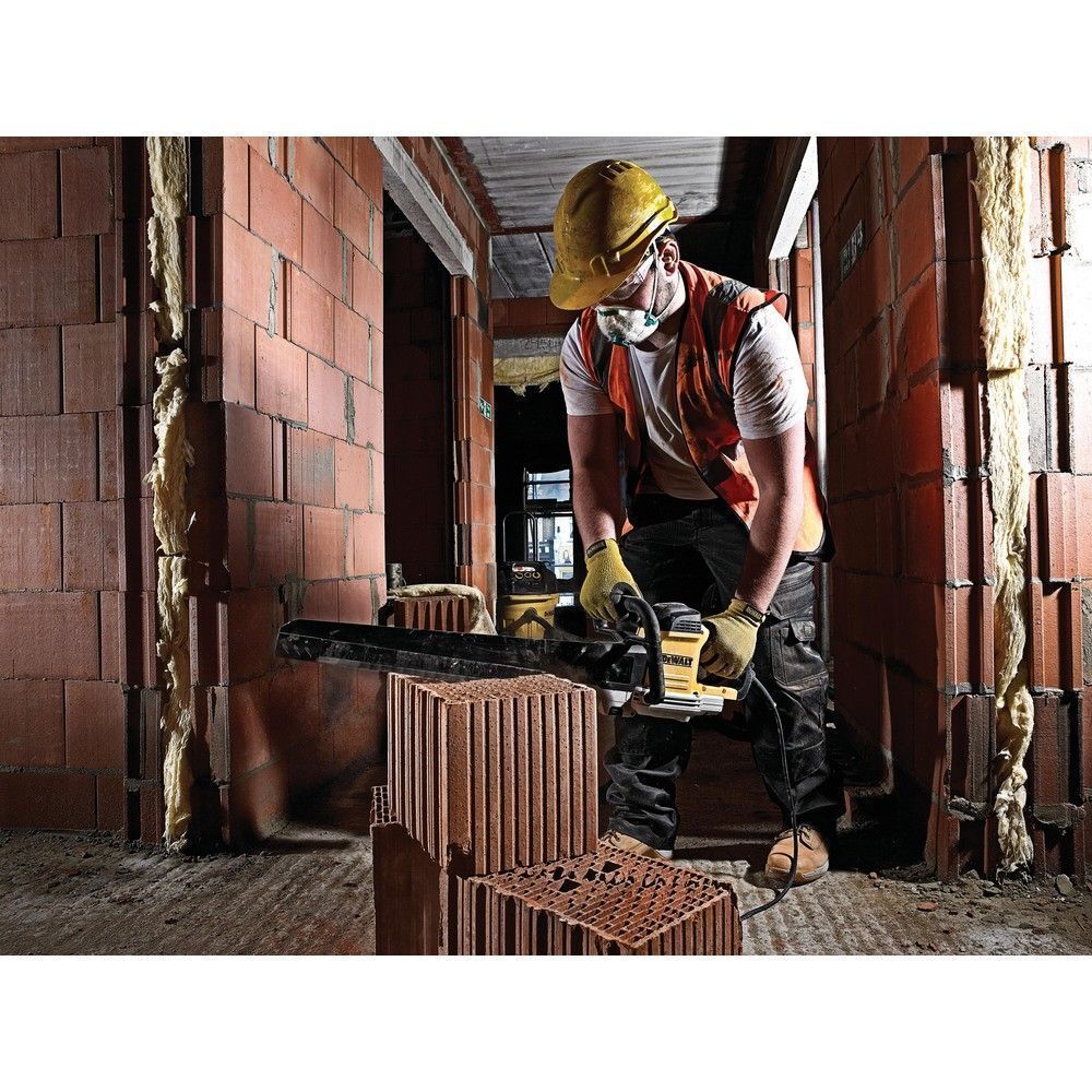 Пила DeWALT DWE397