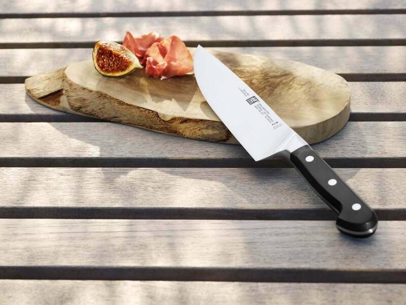 Нож шеф-повара Zwilling Pro 260 мм 38401-261-0