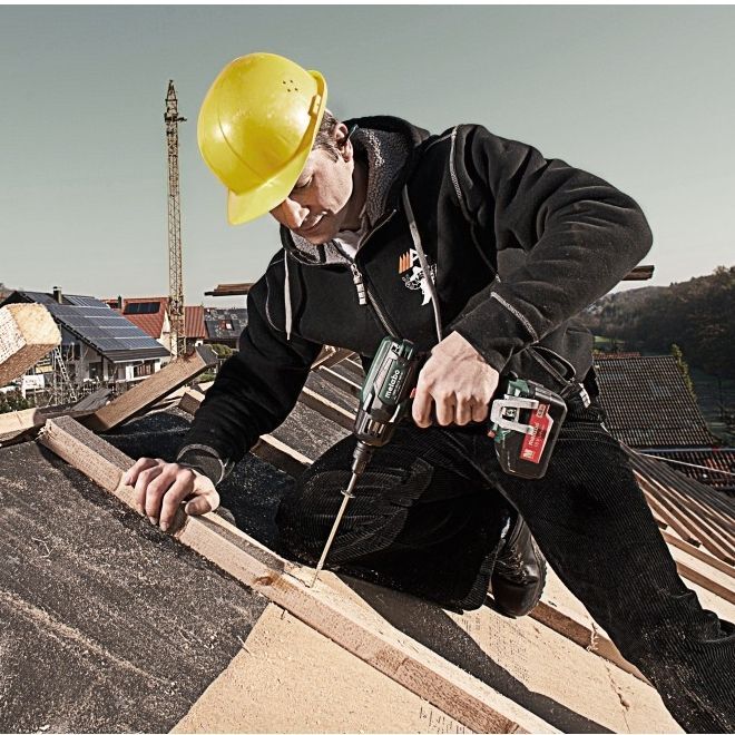 Гайковёрт ударный аккумуляторный Metabo SSW 18 LTX 400 BL 602205500 в кейсе metaBOX с 2 аккумуляторами Li-Power 18 V/4.0 Ah и ЗУ ASC 55