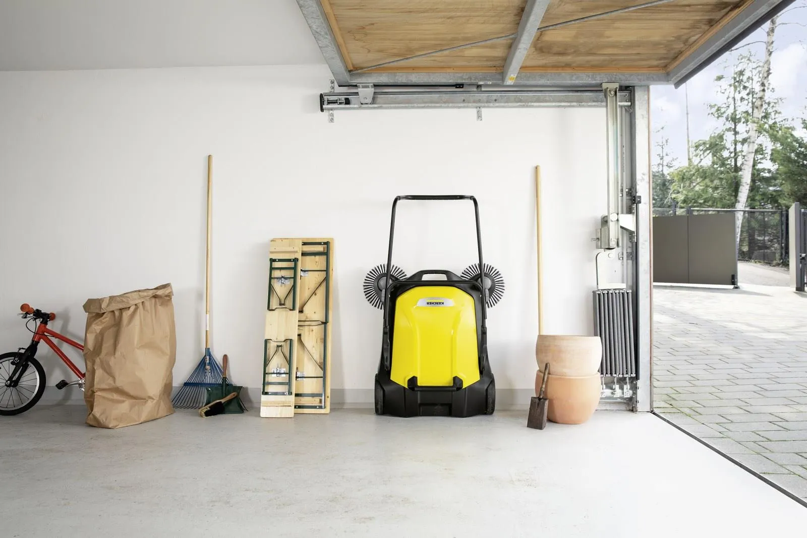 Ручная подметальная машина KARCHER S6 Twin 1.766-460.0