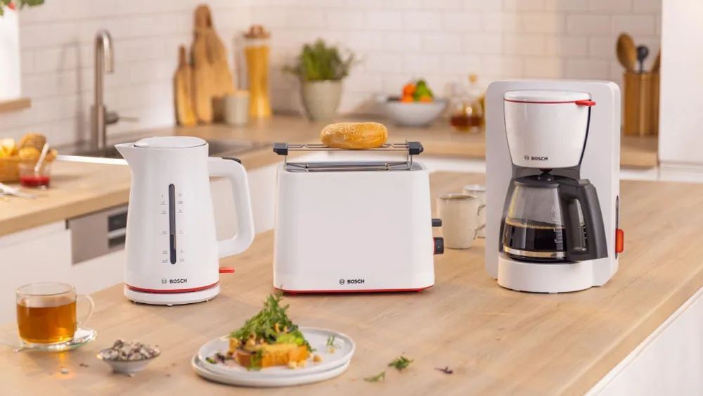 Bosch Электрический чайник MyMoment TWK3M121, белый