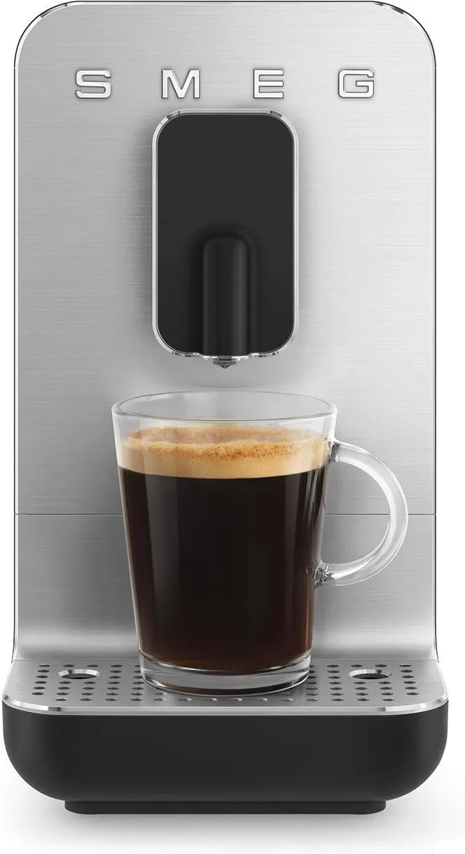 Кофемашина автоматическая Smeg BCC11, черная