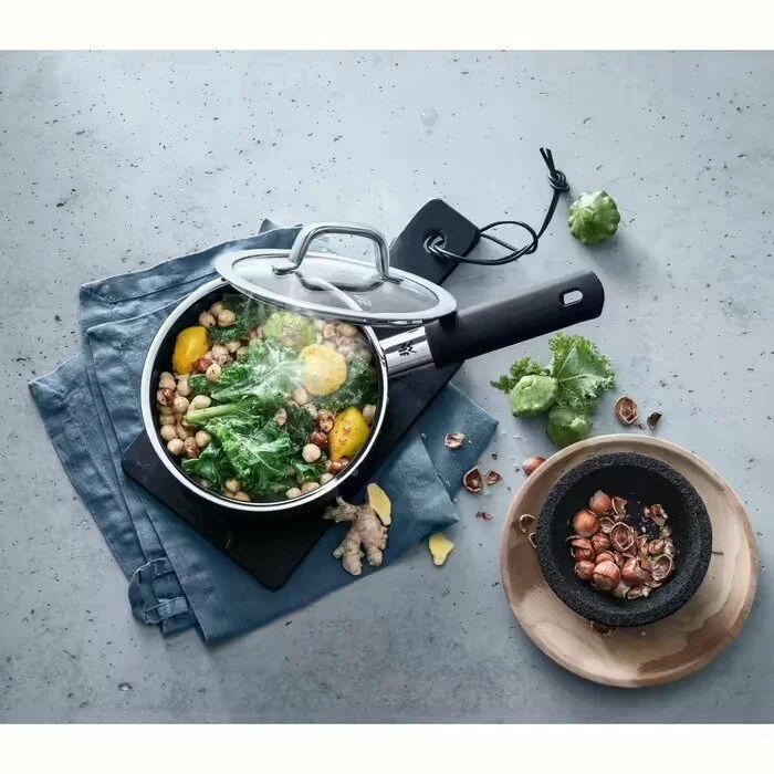 Кастрюля 16 см Functional Black Fusiontec WMF (517165290)