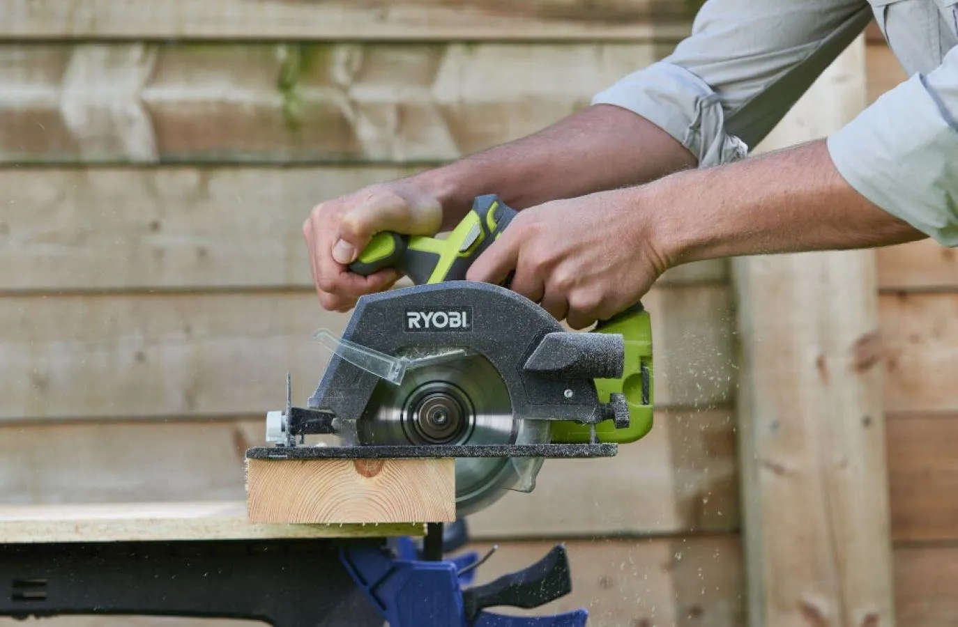 Аккумуляторная циркулярная пила RYOBI R18CSP-0