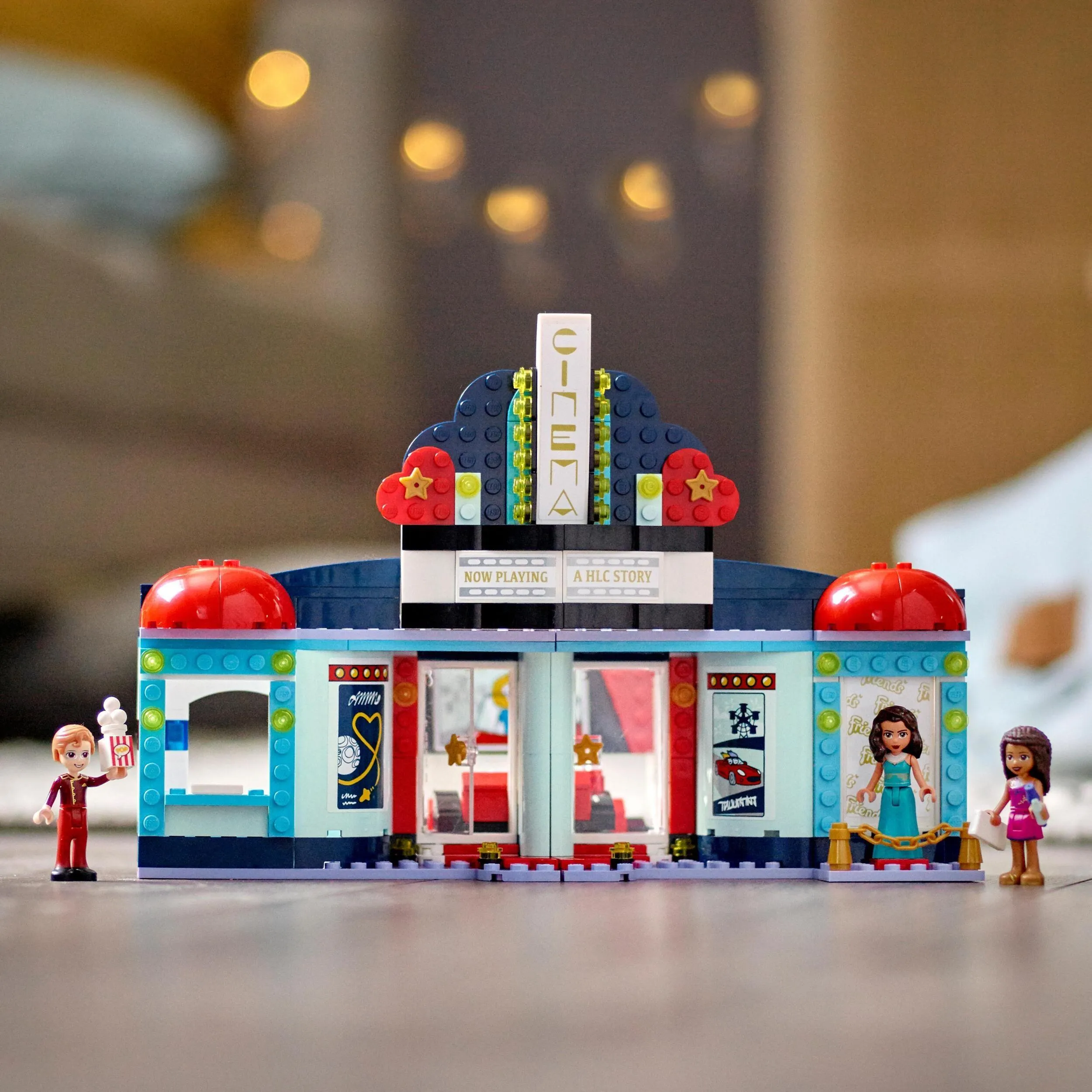 LEGO Friends 41448 Кинотеатр в Хартлейк-Сити