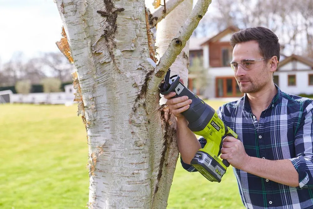 Сабельная пила RYOBI R18RS-0