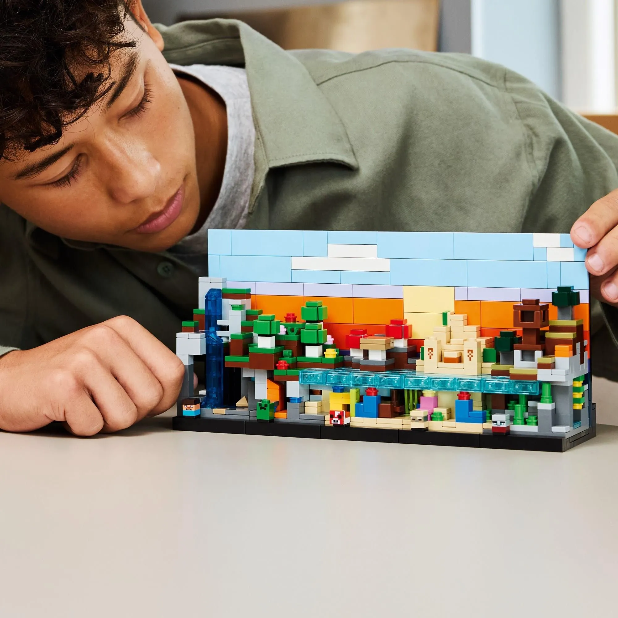 Конструктор LEGO Minecraft 21589 Мини-биомы