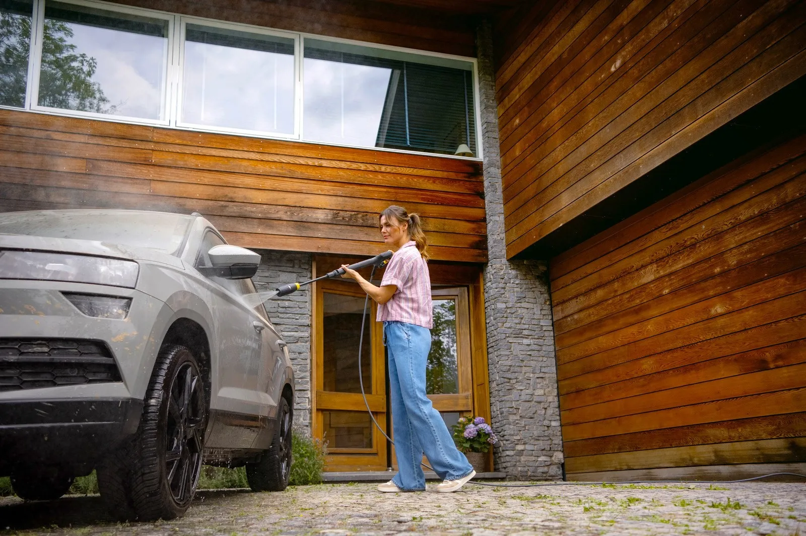 Мойка высокого давления Karcher K5 Comfort Premium Car 1.324-807.0