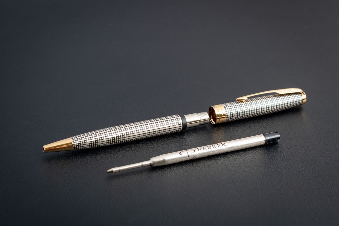 Шариковая ручка Parker (Паркер) Sonnet Cisele Silver GT (1931492)