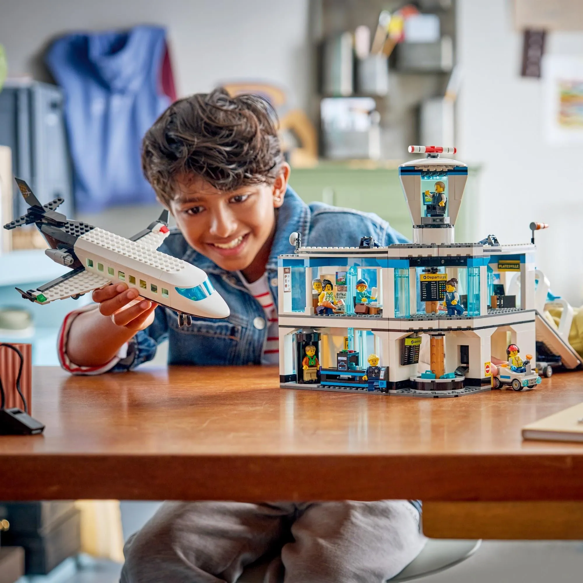 Конструктор LEGO City 60502 Аэропорт с самолётом