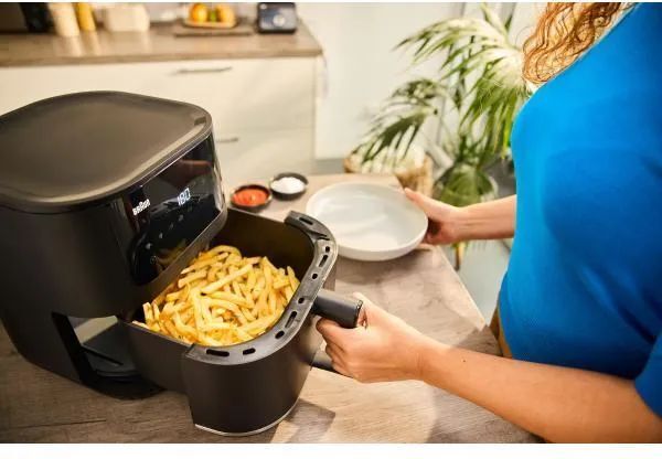 Аэрофритюрница BRAUN MultiFry 5 HF5030
