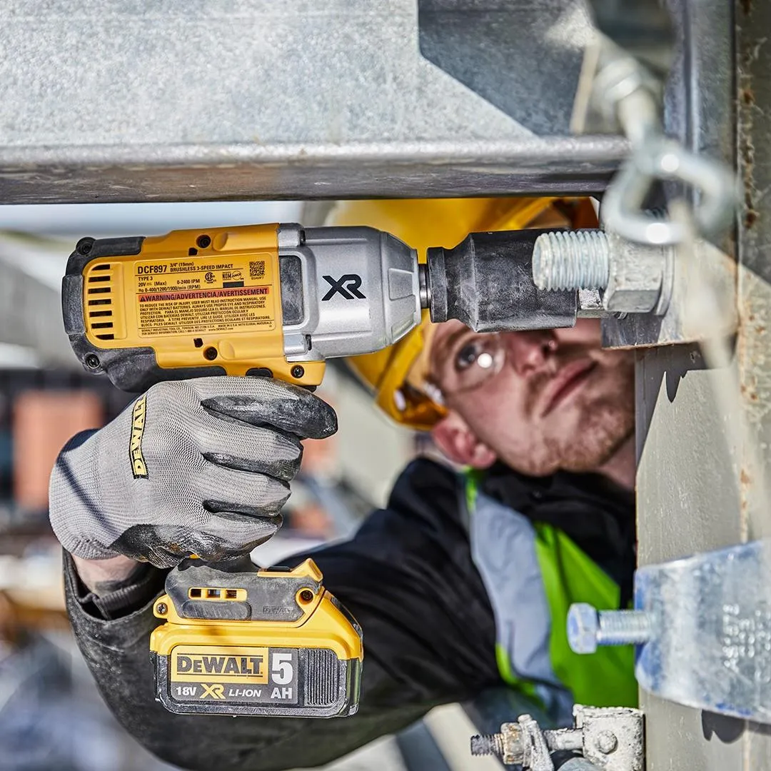 Аккумуляторный ударный гайковерт 3/4" DeWalt DCF897P2, с 2 АКБ и ЗУ