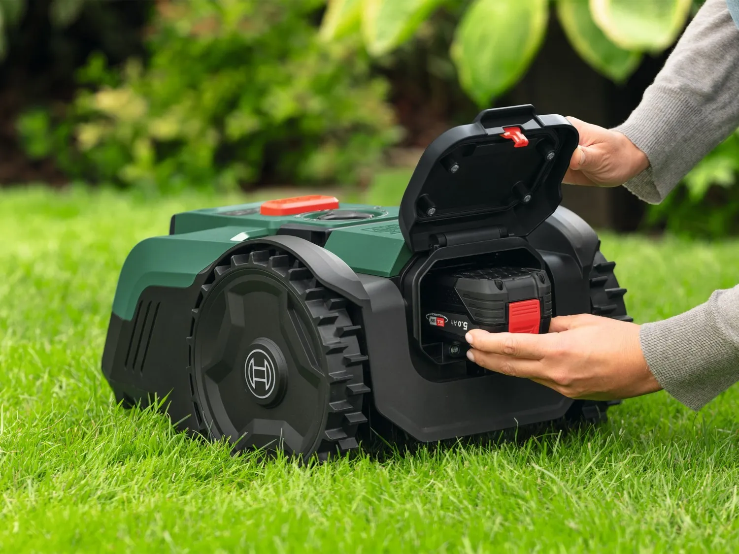 Робот-газонокосилка Bosch VISIMOW18V-200 06008E1101